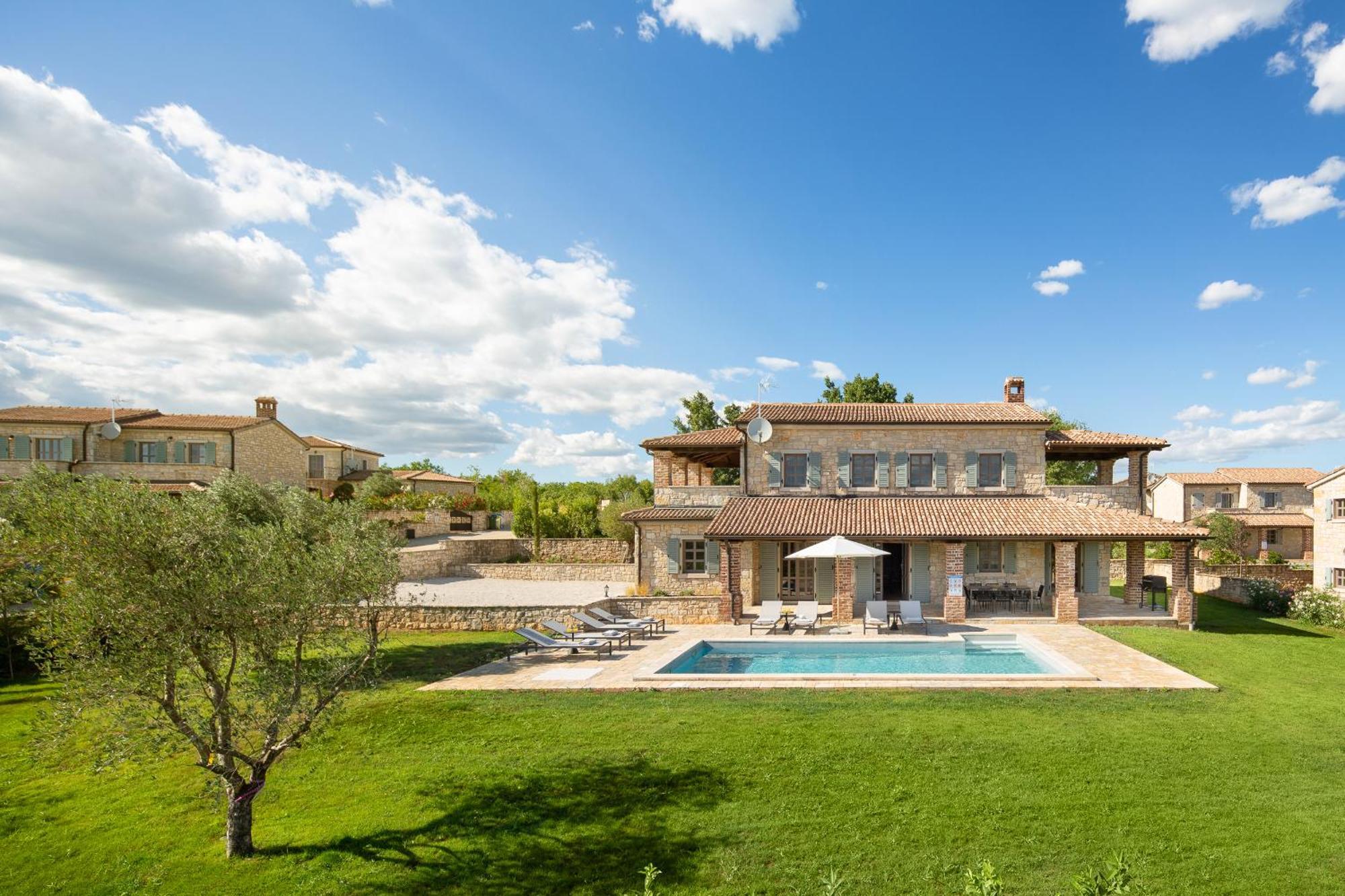 Villas Sv. Lovrec By Istarski Dvori Sveti Lovreč Pazenatički Eksteriør billede